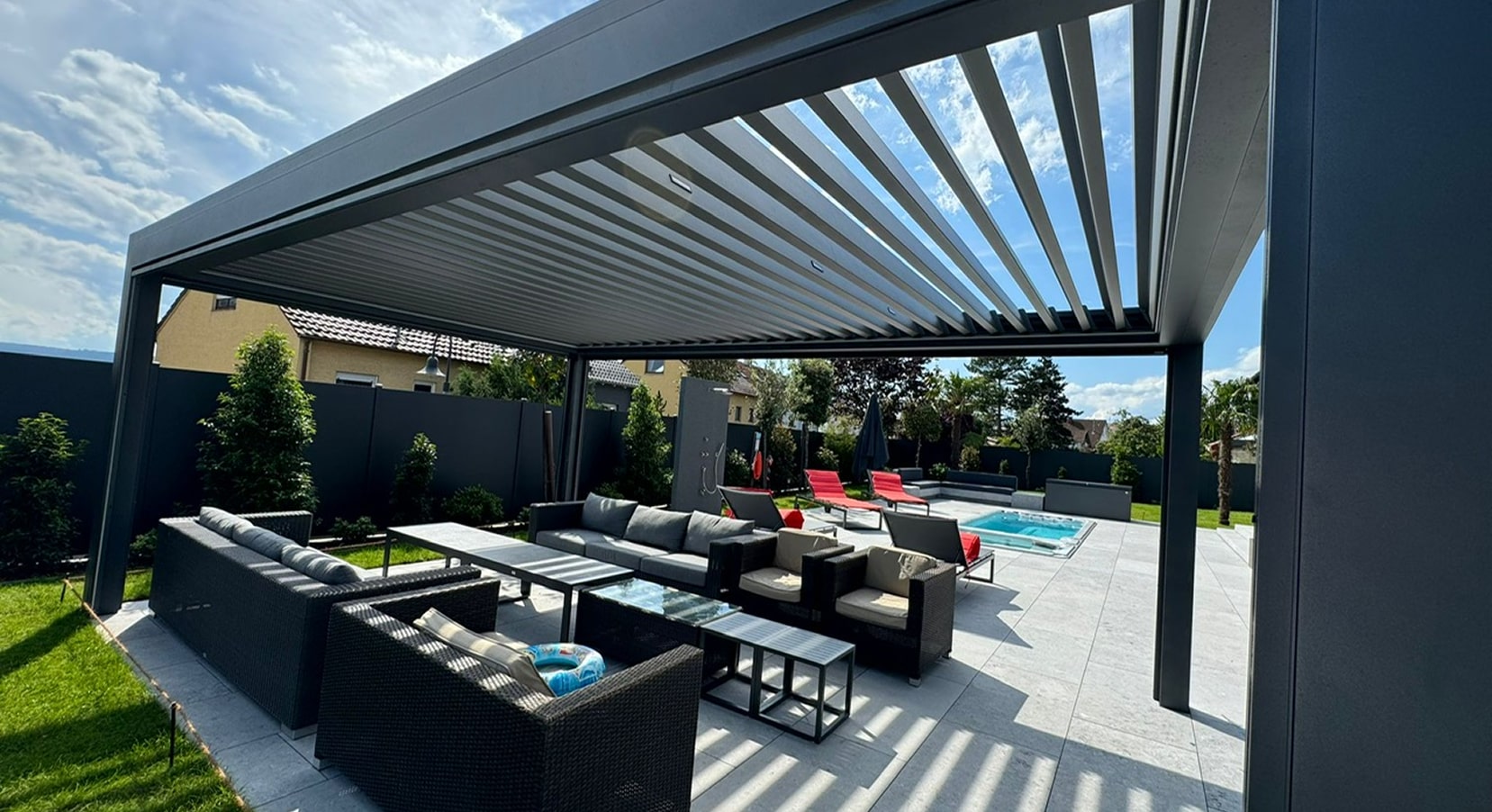 Beispiel für Lammeldächer von VIL Bausysteme